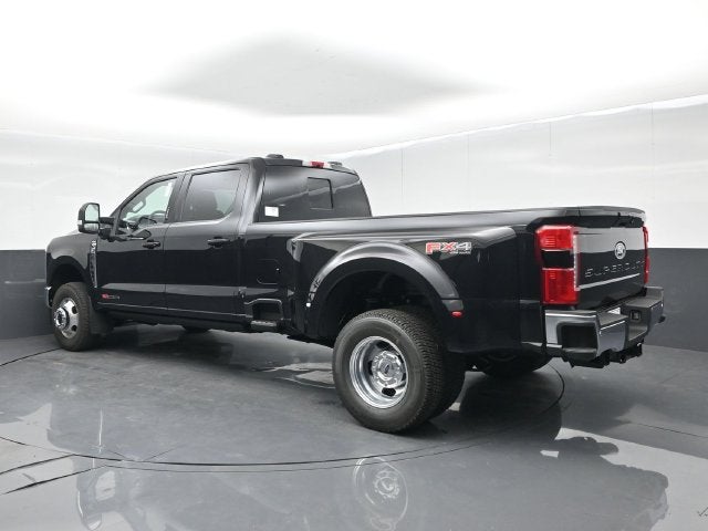 2027 Ford F-350SD Lariat DRW