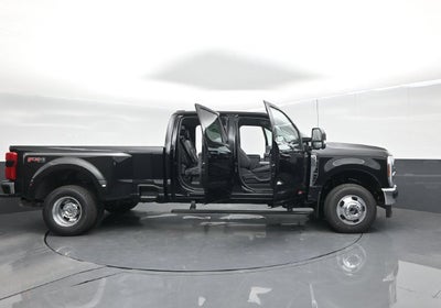 2027 Ford F-350SD Lariat DRW