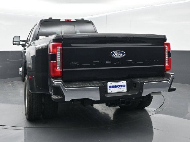 2027 Ford F-350SD Lariat DRW