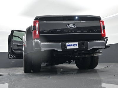 2027 Ford F-350SD Lariat DRW