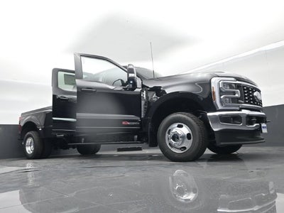 2027 Ford F-350SD Lariat DRW