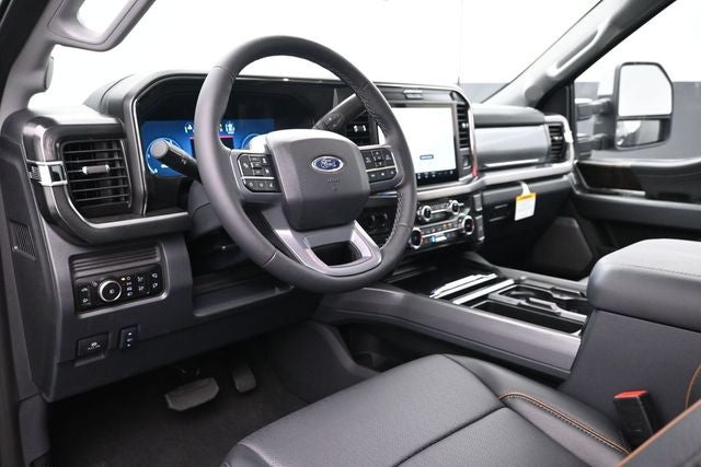 2026 Ford F-350SD Lariat DRW