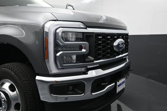 2026 Ford F-350SD Lariat DRW