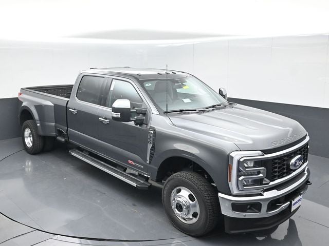 2026 Ford F-350SD Lariat DRW