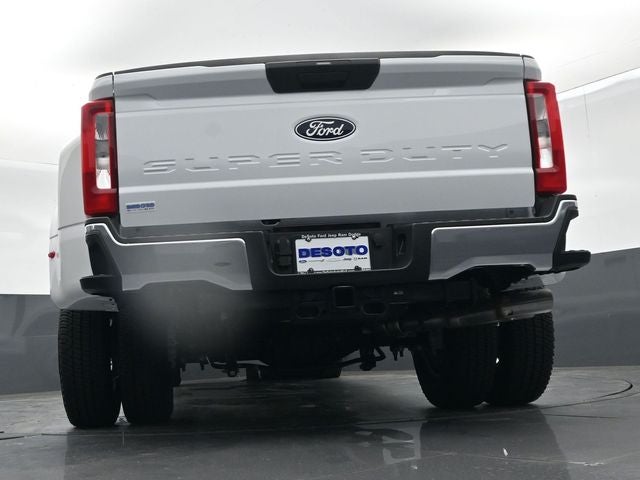 2027 Ford F-350SD XL DRW