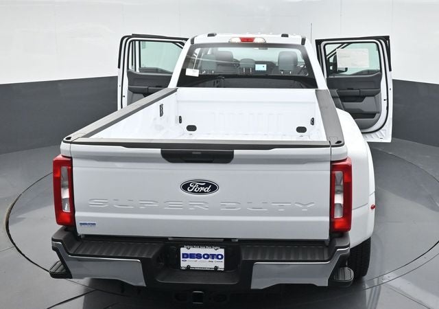 2027 Ford F-350SD XL DRW