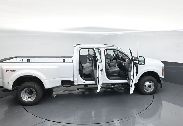 2027 Ford F-350SD XL DRW