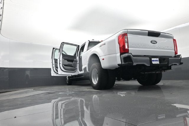 2027 Ford F-350SD XL DRW