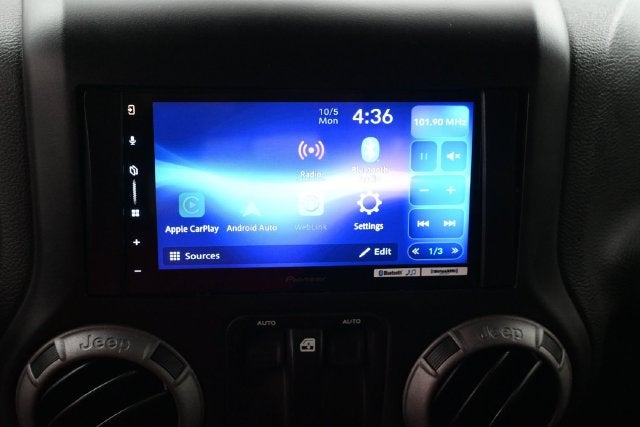2016 Jeep Wrangler Sport