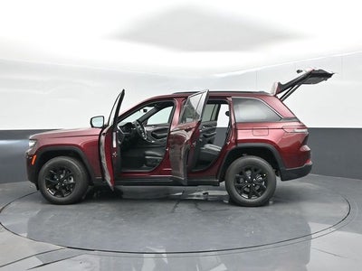 2026 Jeep Grand Cherokee GRAND CHEROKEE LAREDO ALTITUDE 4X4