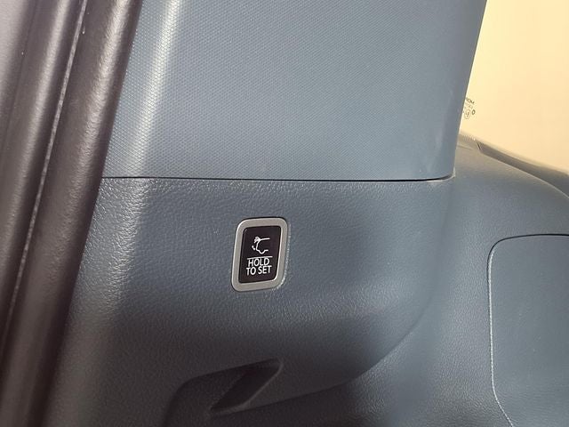 2023 Jeep Grand Wagoneer L Series III 4x4