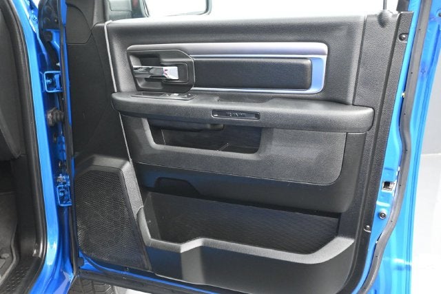 2022 RAM 1500 Classic Warlock Quad Cab 4x4 6'4' Box