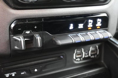 2019 RAM 1500 Big Horn/Lone Star Quad Cab 4x4 6'4' Box
