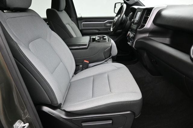 2021 RAM 1500 Big Horn Quad Cab 4x4 6'4' Box