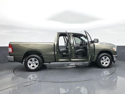 2021 RAM 1500 Big Horn Quad Cab 4x4 6'4' Box