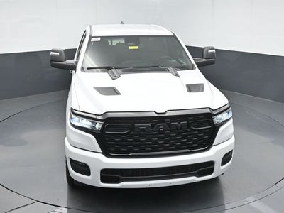2026 RAM Ram 1500 RAM 1500 EXPRESS CREW CAB 4X4 5'7' BOX