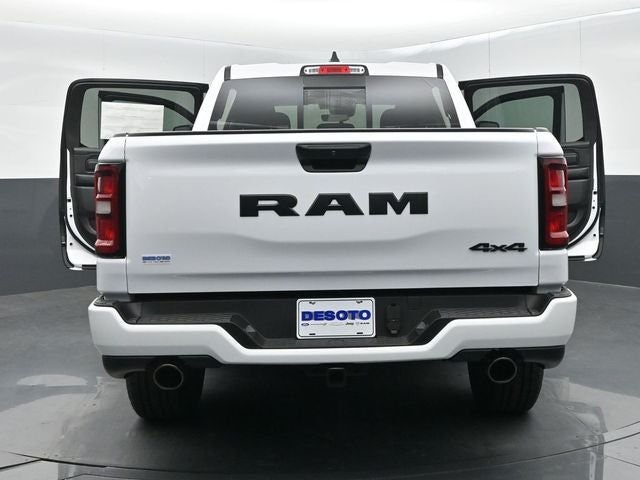 2026 RAM Ram 1500 RAM 1500 EXPRESS CREW CAB 4X4 5'7' BOX