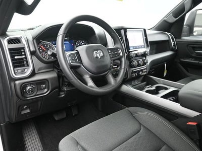 2026 RAM Ram 1500 RAM 1500 EXPRESS CREW CAB 4X4 5'7' BOX