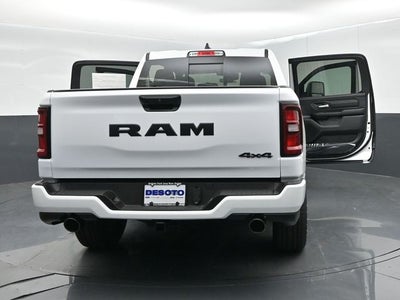 2026 RAM Ram 1500 RAM 1500 EXPRESS CREW CAB 4X4 5'7' BOX