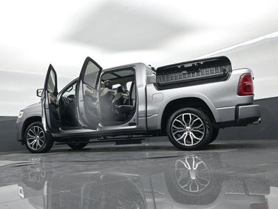 2025 RAM 1500 Tungsten Crew Cab 4x4 5'7' Box