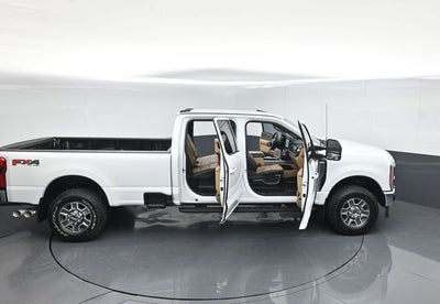 2023 Ford F-350 LARIAT