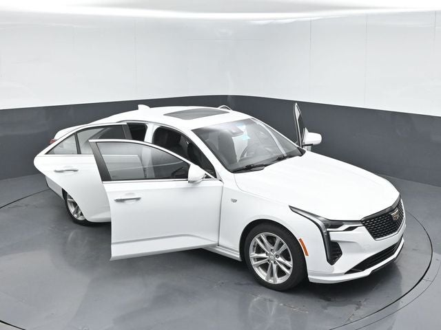 2021 Cadillac CT4 Luxury