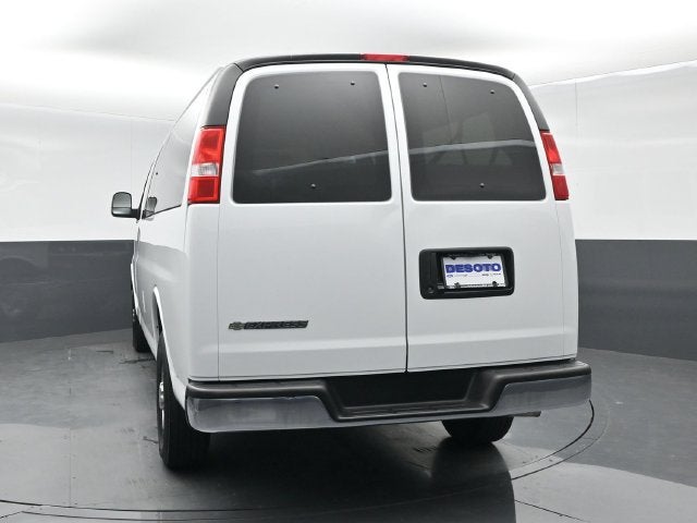 2025 Chevrolet Express Passenger RWD 3500 Extended Wheelbase LT
