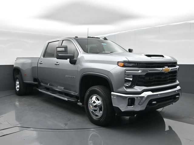 2025 Chevrolet Silverado 3500HD 4WD Crew Cab Long Bed LT