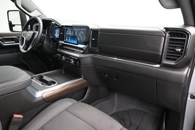 2025 Chevrolet Silverado 3500HD 4WD Crew Cab Long Bed LT