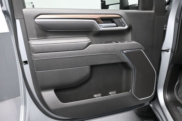 2025 Chevrolet Silverado 3500HD 4WD Crew Cab Long Bed LT