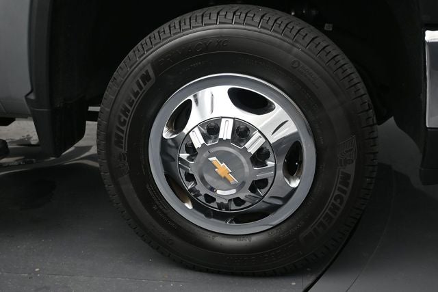 2025 Chevrolet Silverado 3500HD 4WD Crew Cab Long Bed LT