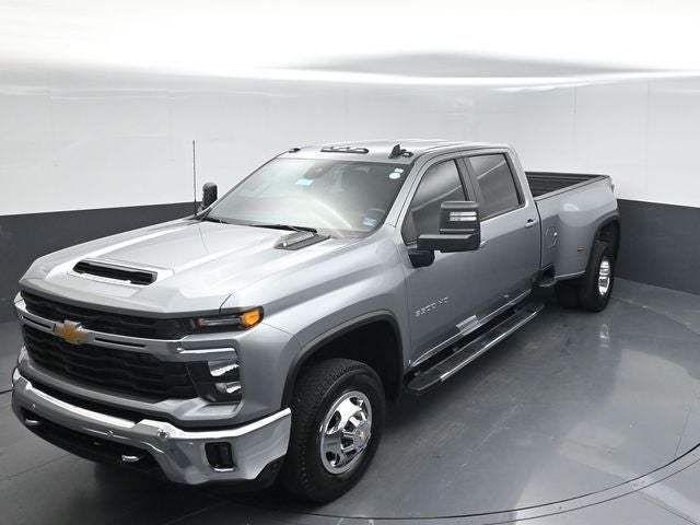 2025 Chevrolet Silverado 3500HD 4WD Crew Cab Long Bed LT
