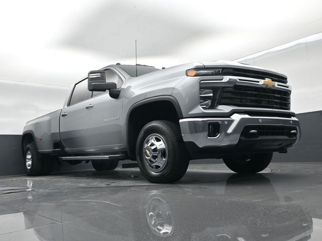 2025 Chevrolet Silverado 3500HD 4WD Crew Cab Long Bed LT