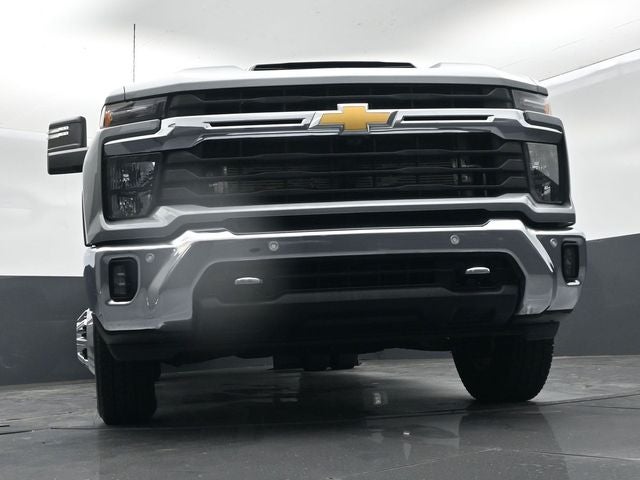 2025 Chevrolet Silverado 3500HD 4WD Crew Cab Long Bed LT