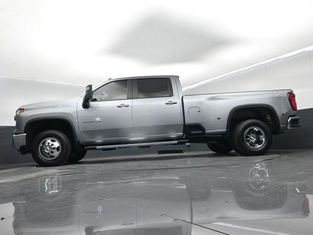 2025 Chevrolet Silverado 3500HD 4WD Crew Cab Long Bed LT