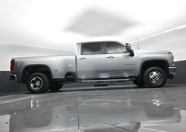 2025 Chevrolet Silverado 3500HD 4WD Crew Cab Long Bed LT