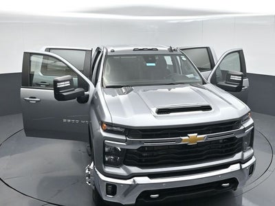 2025 Chevrolet Silverado 3500HD 4WD Crew Cab Long Bed LT