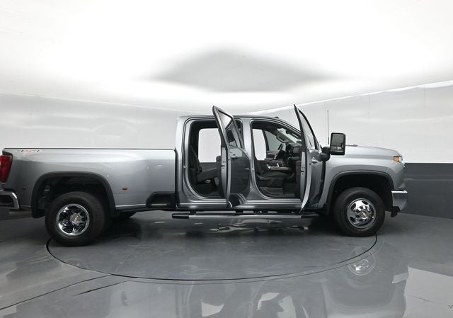 2025 Chevrolet Silverado 3500HD 4WD Crew Cab Long Bed LT