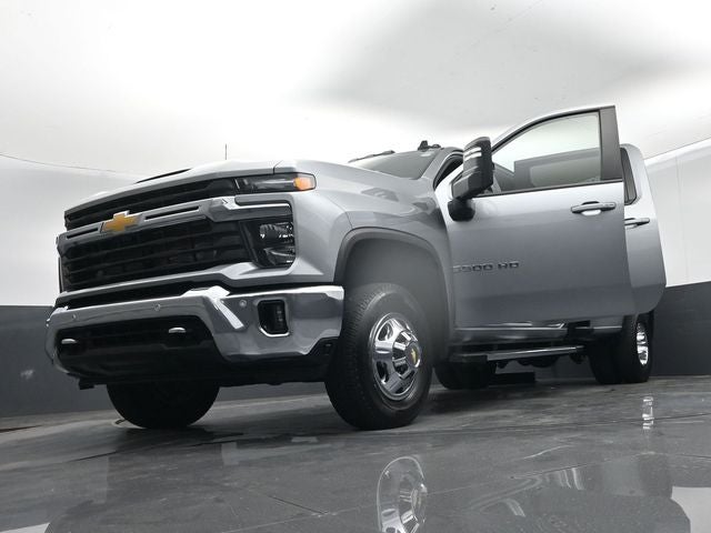 2025 Chevrolet Silverado 3500HD 4WD Crew Cab Long Bed LT