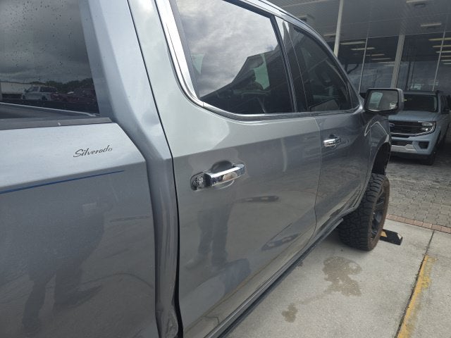 2021 Chevrolet Silverado 1500 4WD Crew Cab Short Bed High Country