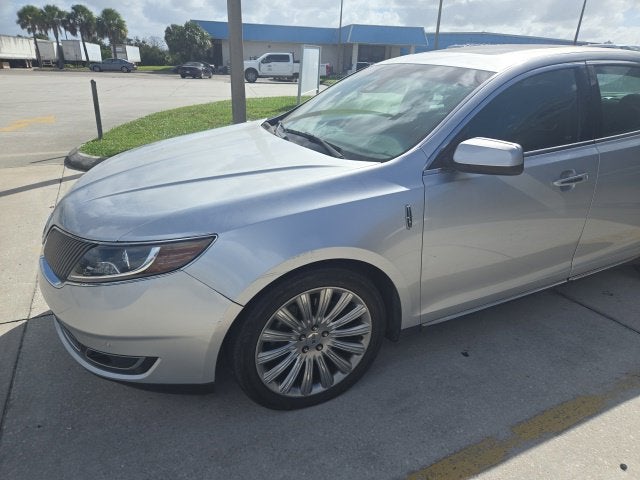 2015 Lincoln MKS Base