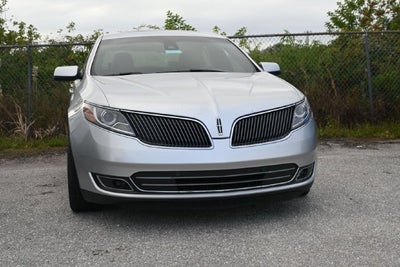 2015 Lincoln MKS Base