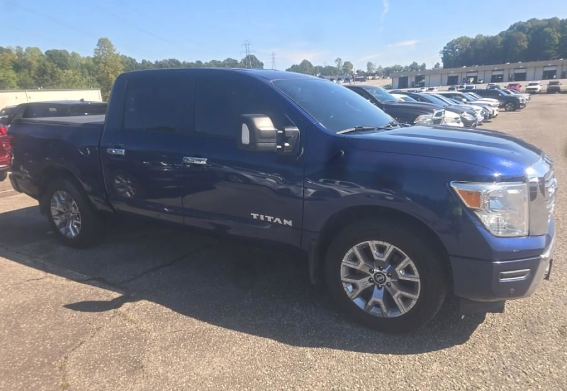 2021 Nissan TITAN Crew Cab SV 4x2