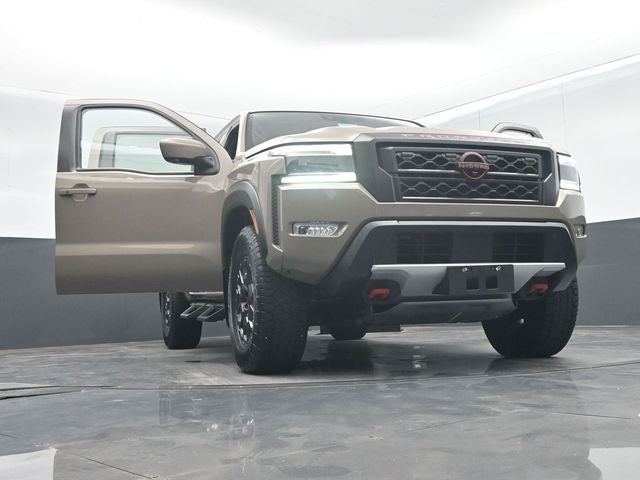 2022 Nissan Frontier Crew Cab PRO-4X 4x4