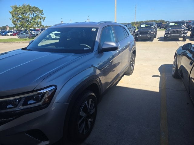 2023 Volkswagen Atlas Cross Sport 2.0T SE