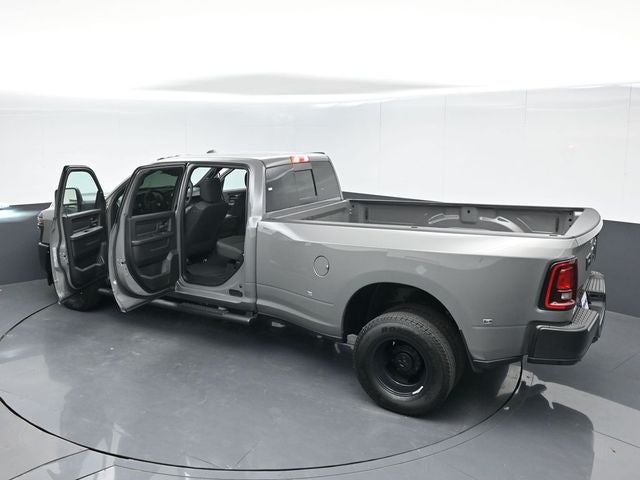 2026 RAM Ram 3500 RAM 3500 TRADESMAN CREW CAB 4X2 8' BOX
