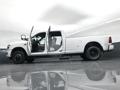 2026 RAM Ram 3500 RAM 3500 LARAMIE CREW CAB 4X4 8' BOX
