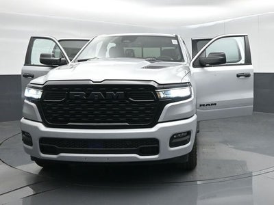 2026 RAM Ram 1500 RAM 1500 EXPRESS CREW CAB 4X4 5'7' BOX