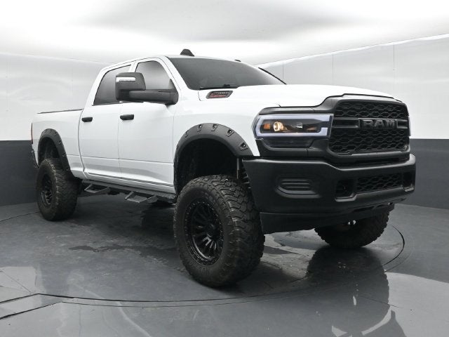 2023 RAM 2500 Tradesman Crew Cab 4x4 6'4' Box