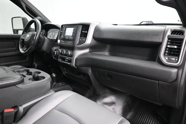 2023 RAM 2500 Tradesman Crew Cab 4x4 6'4' Box